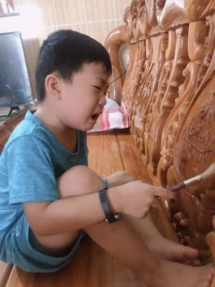 Một Số Cách Lau Chùi Đồ Gỗ Khiến Bạn Không Còn Ám Ảnh Dịp Tết.