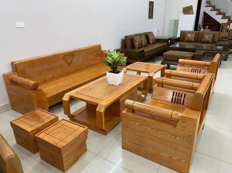 chọn bàn ghế gỗ