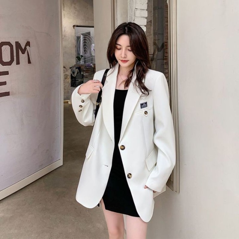 Áo khoác blazer thanh lịch, cuốn hút  