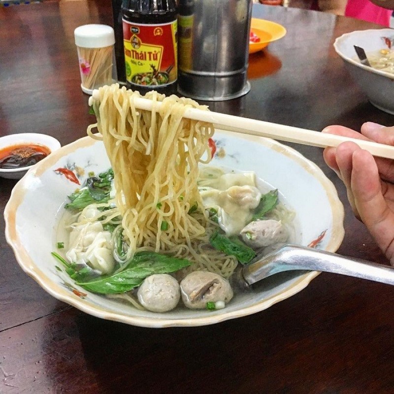 mì thảy nghiệp kí
