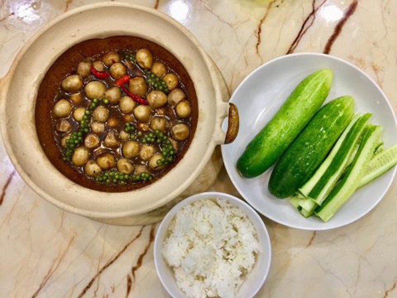 Nấm rơm kho tiêu ăn cơm vô cùng lạ miệng