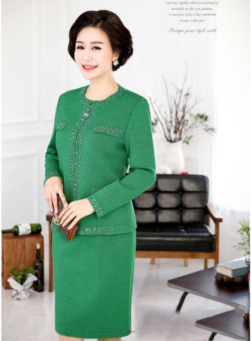 chọn quần áo tết cho bố mẹ