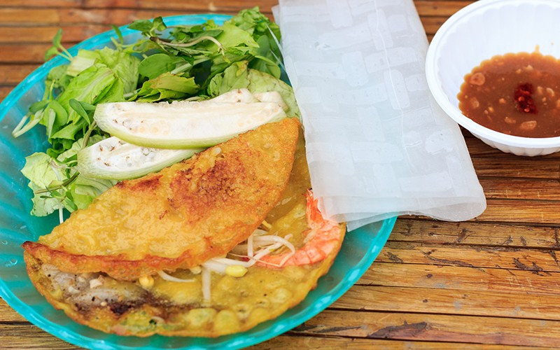 Điểm Khác Nhau Giữa Bánh Xèo Miền Nam Và Bánh Xèo Miền Trung
