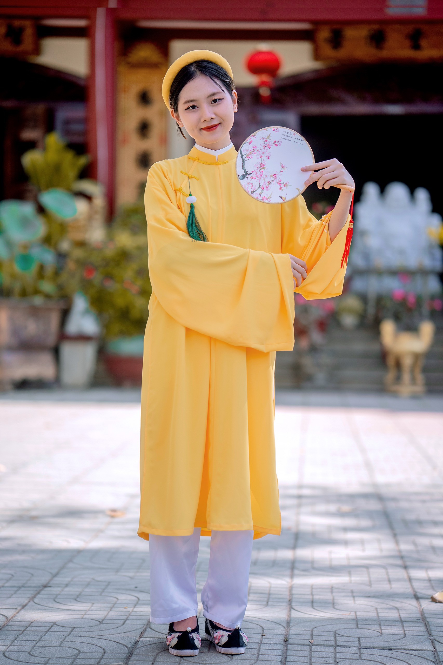Giới Trẻ Hiện Nay Đã Làm Thay Đổi Gì Cho Những Bộ Cổ Phục Việt