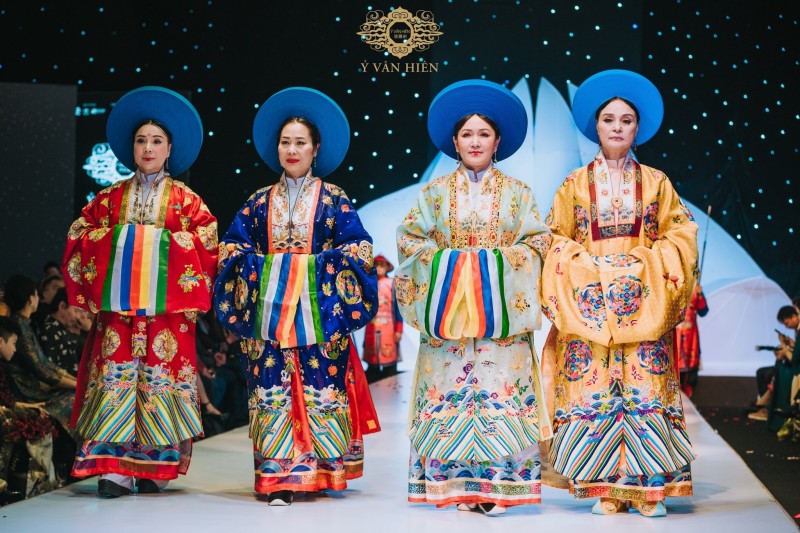 cổ phục Việt 8