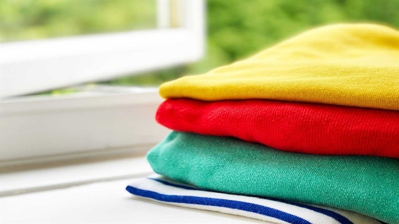 Giúp quần áo không bị bạc màu, mất dáng