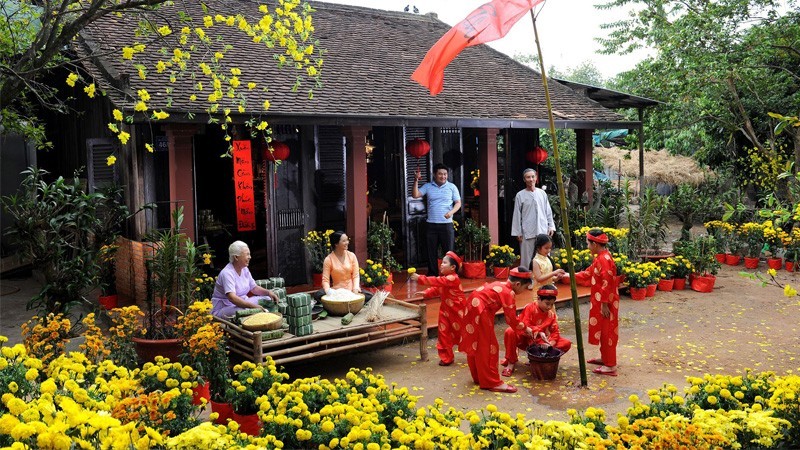 Trang trí sân nhà ngày Tết