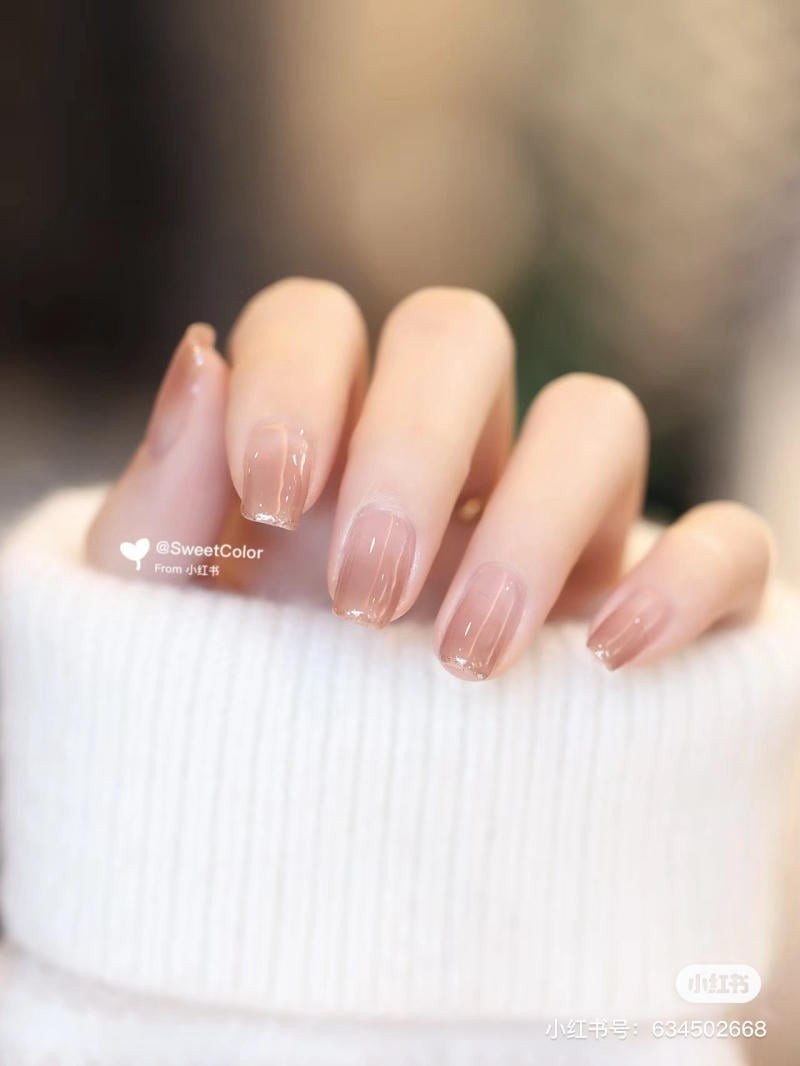 nail màu nâu tây