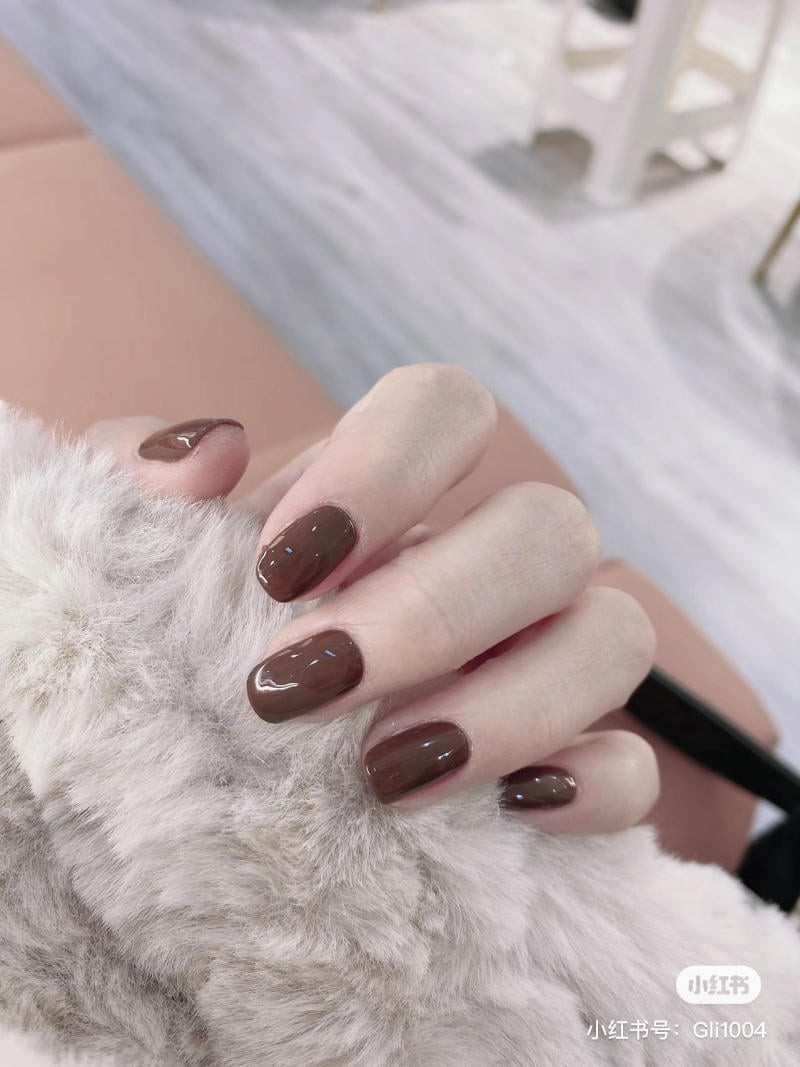 nail màu nâu