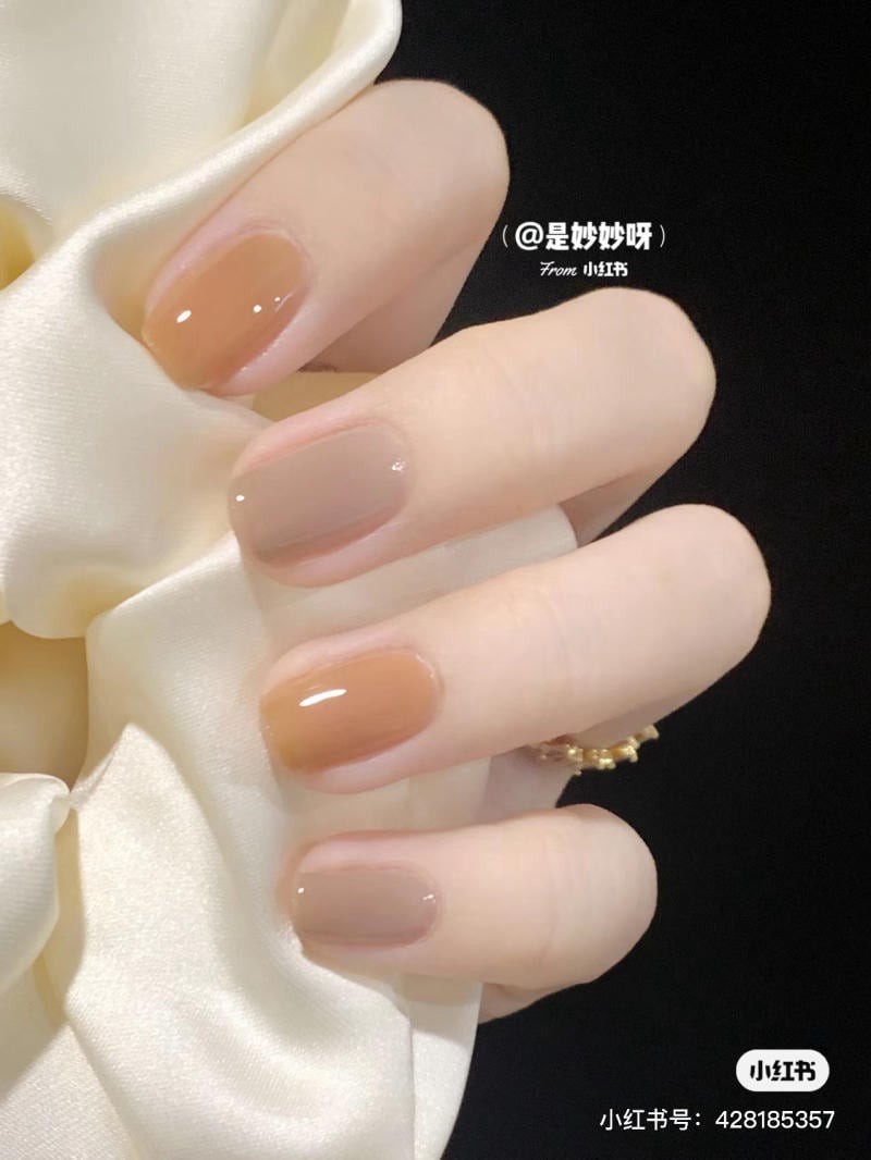 nail màu nâu sữa