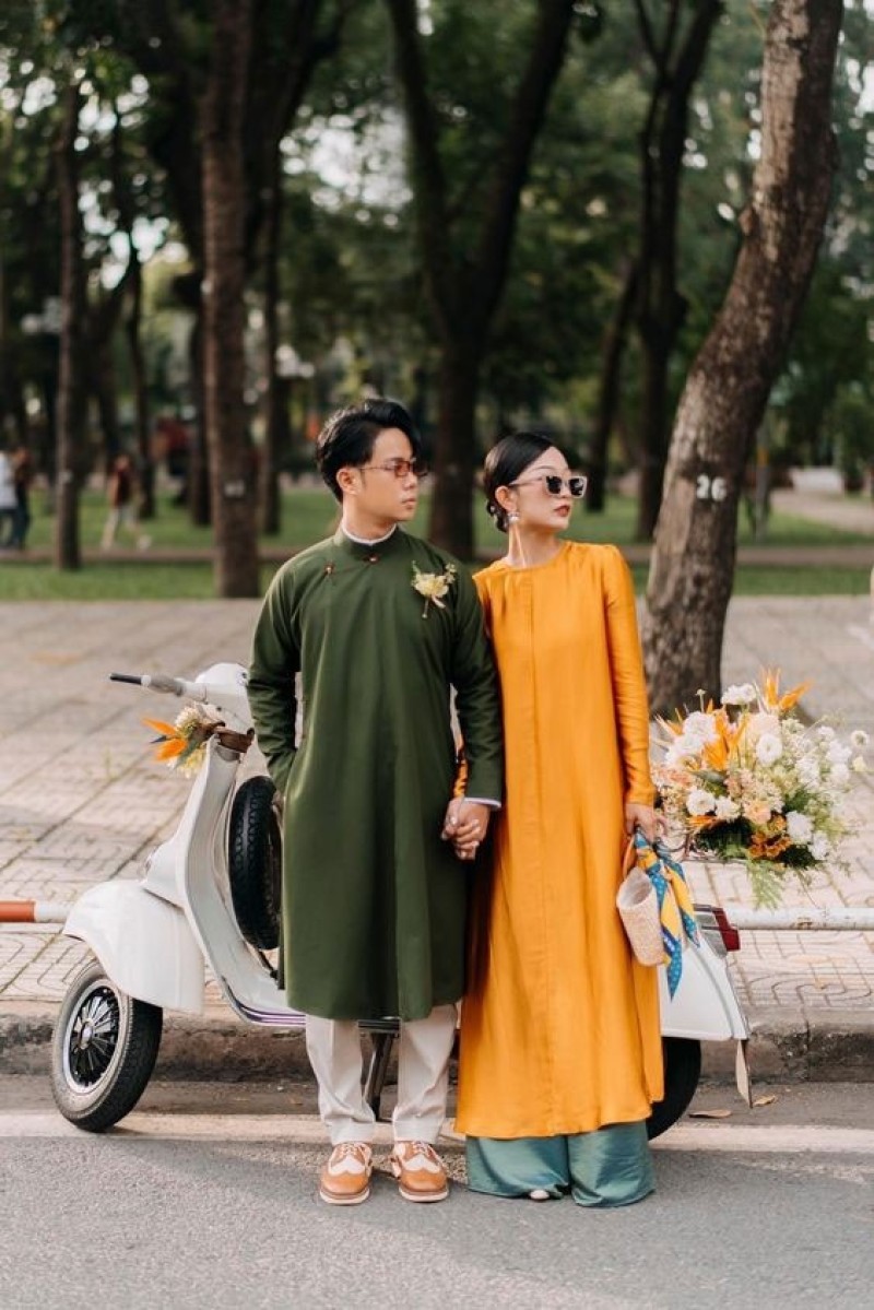 concept tết siêu ngầu với kính đen