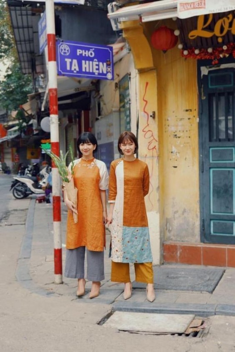 chụp ảnh tết đẹp với bạn thân