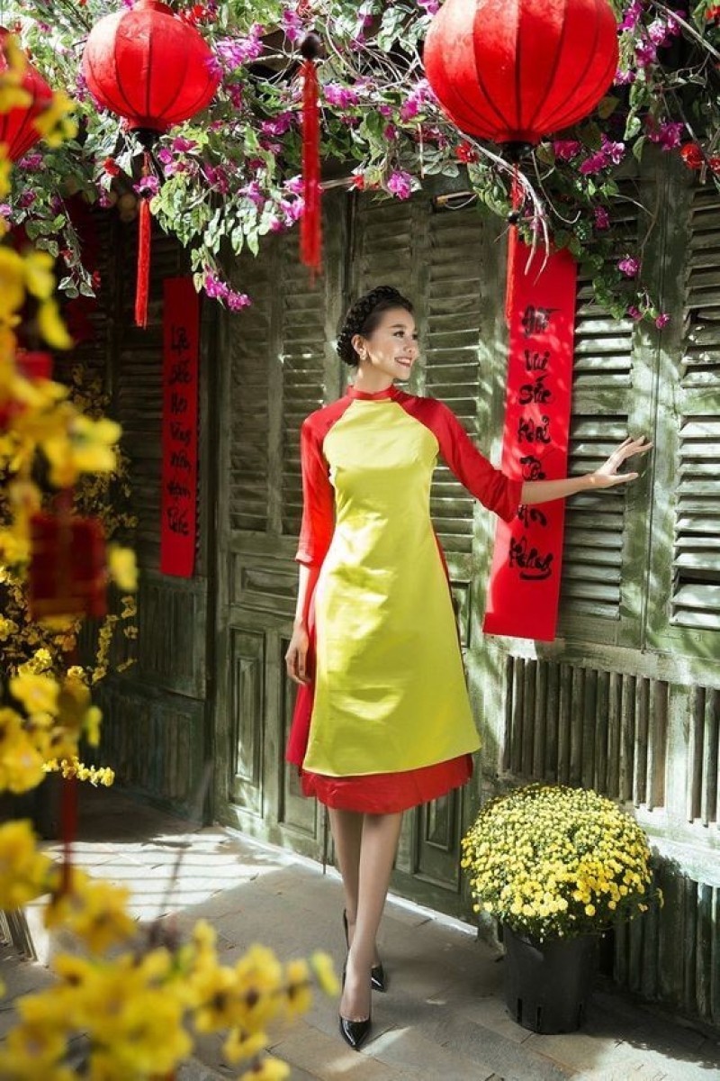 concept tết với áo dài chân váy