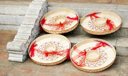 Quy trình làm nên chiếc nón quai thao