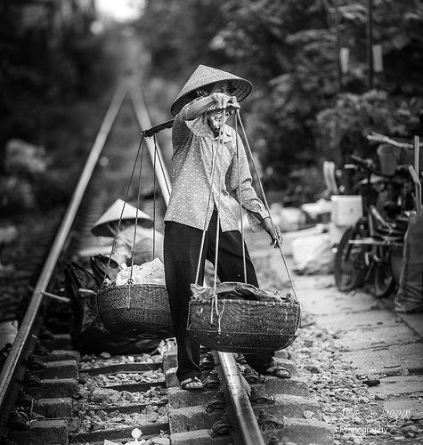 Đôi Quang Gánh – Nét Đẹp Trong Văn Hóa Người Việt Nam
