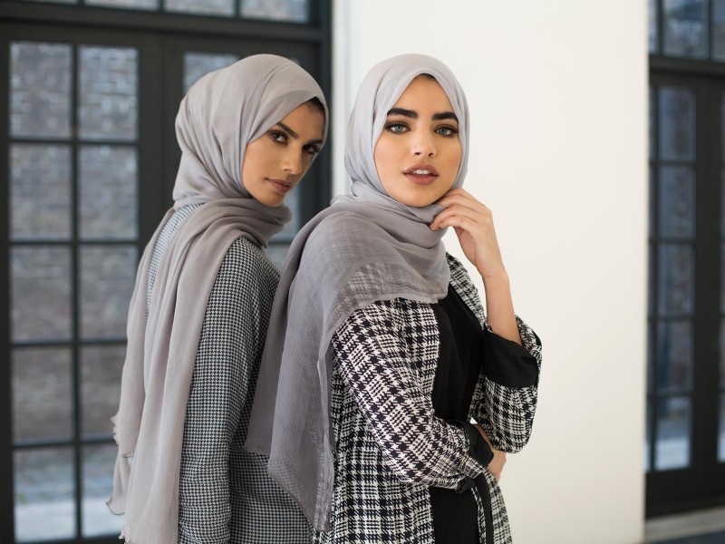 Khái niệm modest clothing gây tranh cãi. (Ảnh: Independent UK)