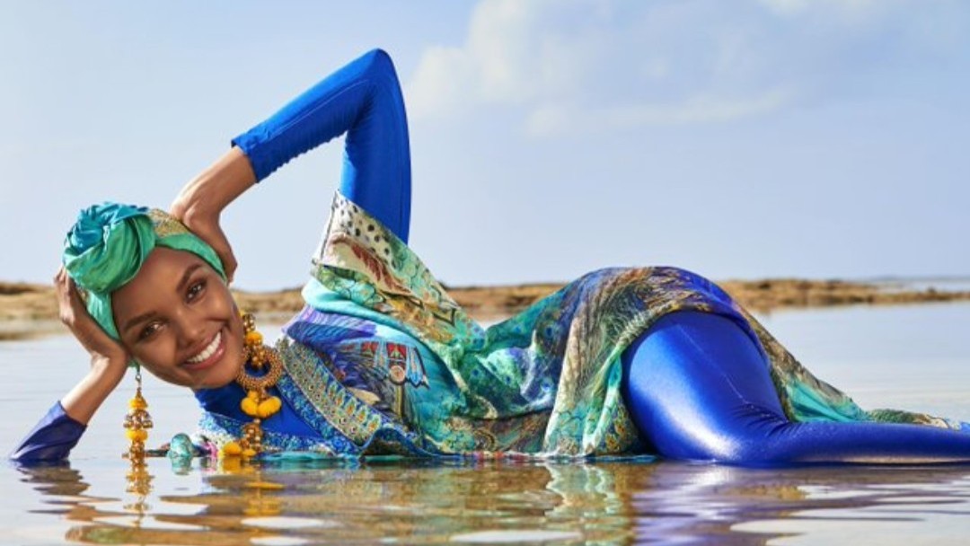 Burkini Và Khăn Hijab Của Phụ Nữ Hồi Giáo
