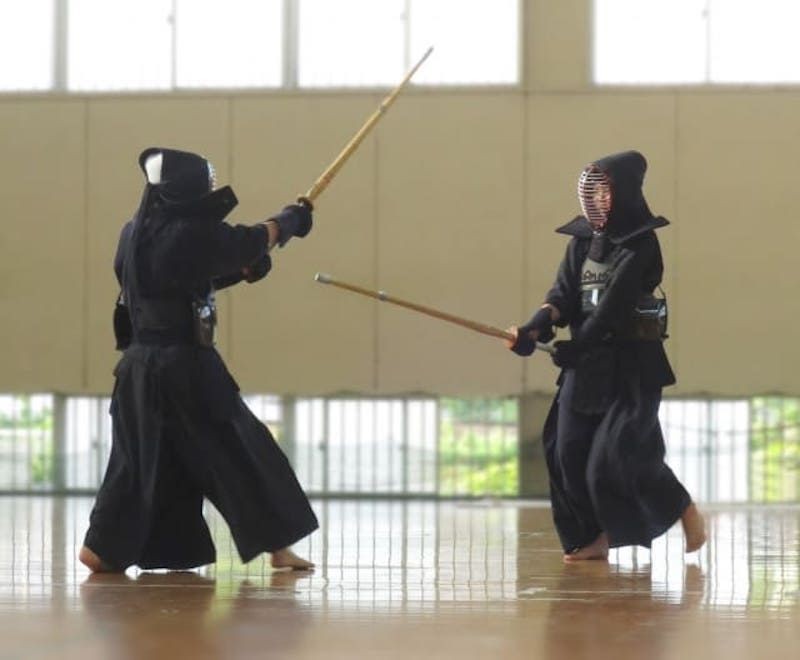 mac-hakama-thi-dau-vo-thuat
