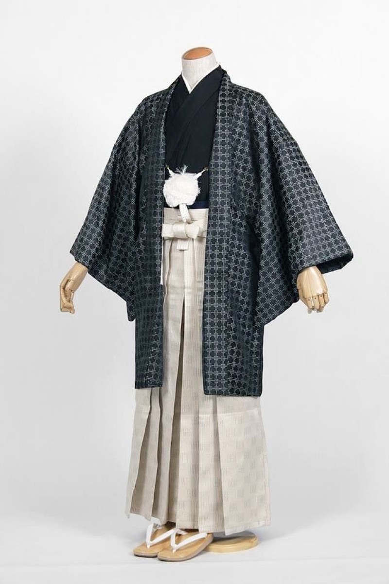 một thiết kế tương tự samurai nam Nhật Bản