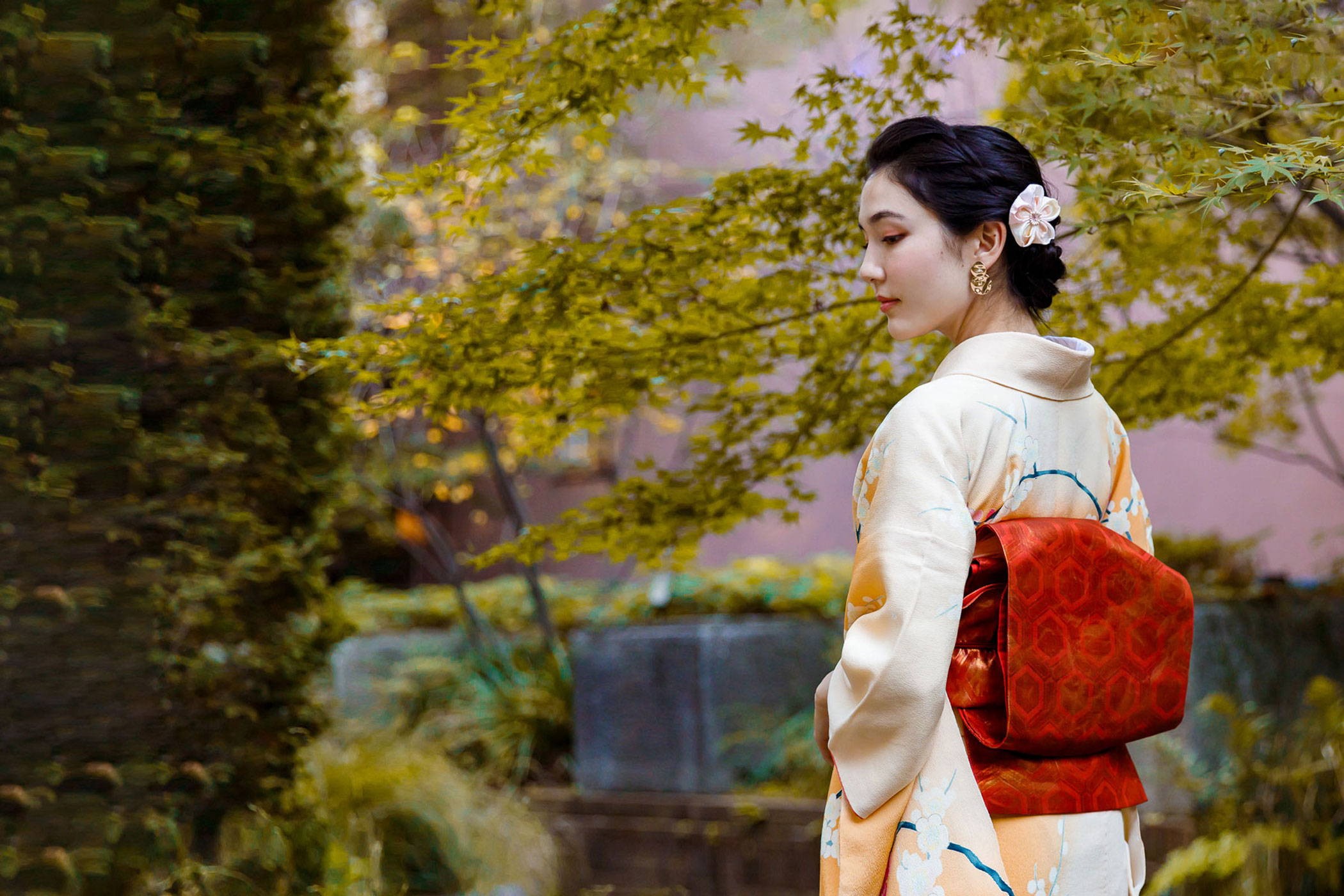 Giải Đáp Cho Câu Hỏi: Nên Mua Yukata Hay Kimono?