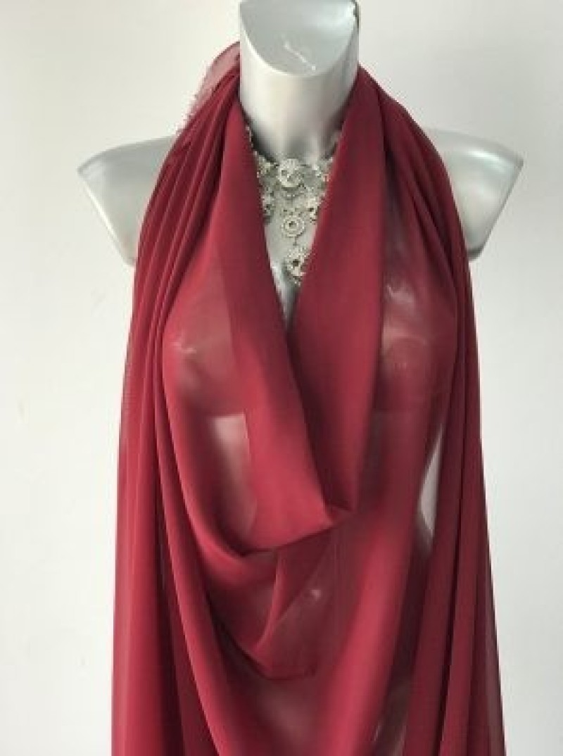 Nhược điểm vải chiffon
