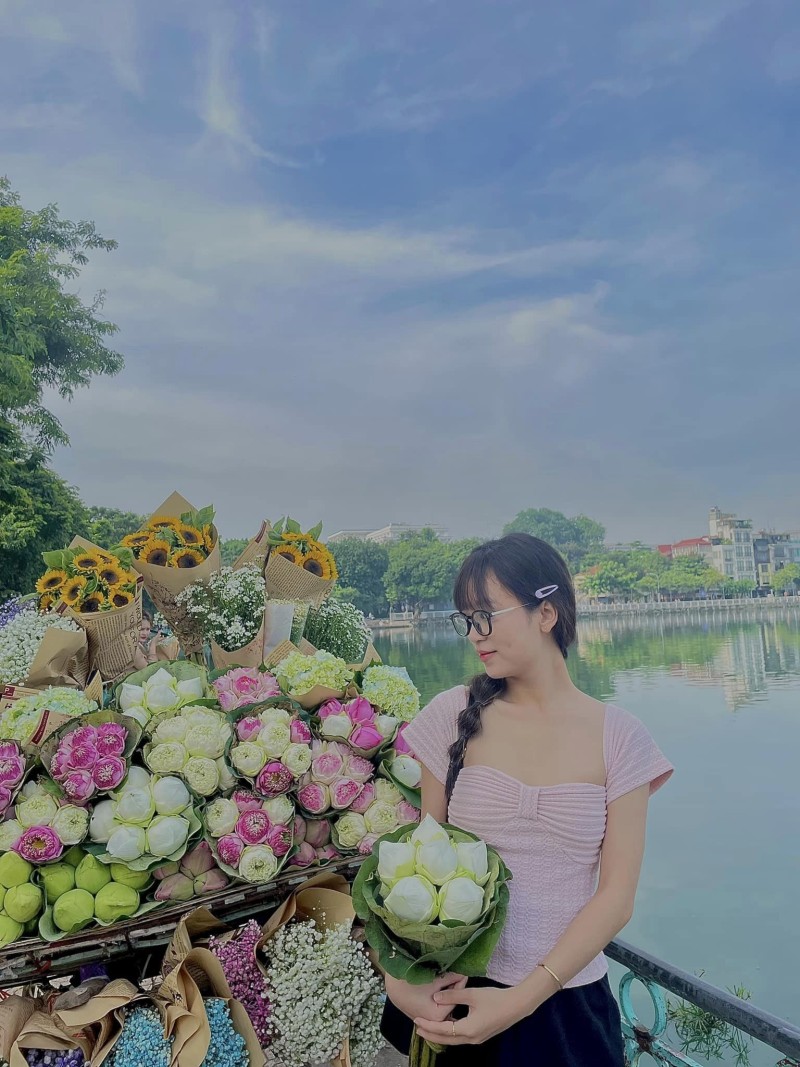 Mặc Việt phục đã là xu hướng, chủ tiệm cho thuê vẫn chỉ ra một sai lầm của khách, sơ hở là hỏng cả mùa Tết - Ảnh 3.