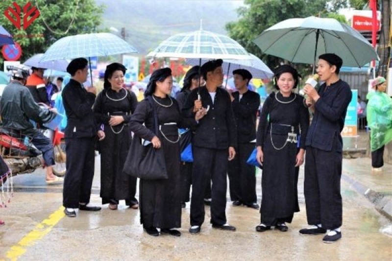 trang phuc ao cham 