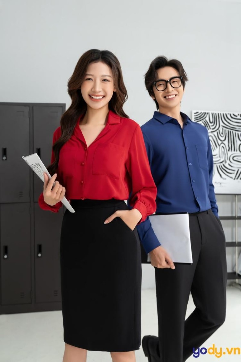 Trang phục công sở Việt Nam