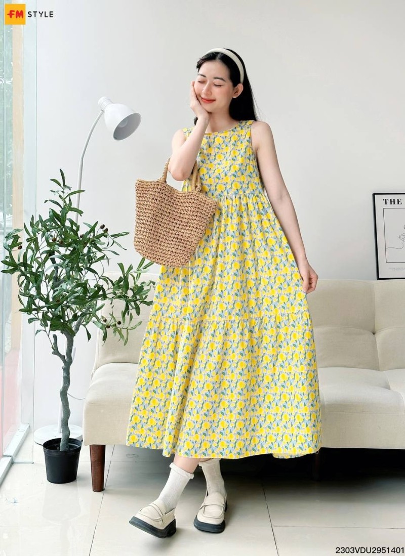 Váy xòe hoa nữ tính