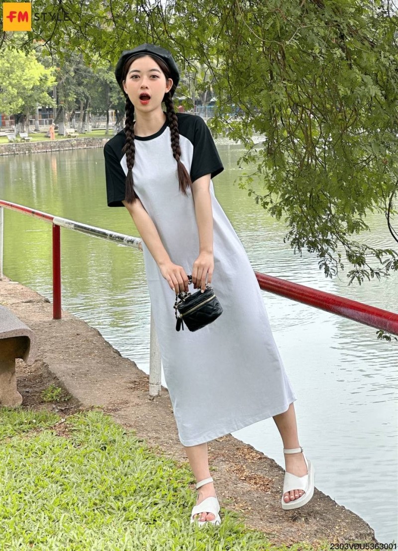 Mẫu váy đẹp dáng suông nhẹ nhàng, nữ tính