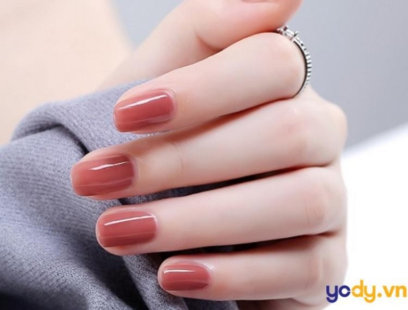 Những màu nail móng tay làm sáng da