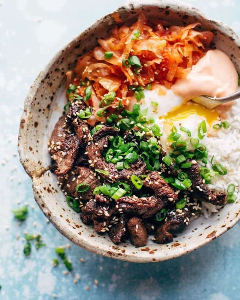 Không chỉ ăn kèm, kimchi còn là thành phần không thể thiếu trong nhiều món ăn Hàn Quốc