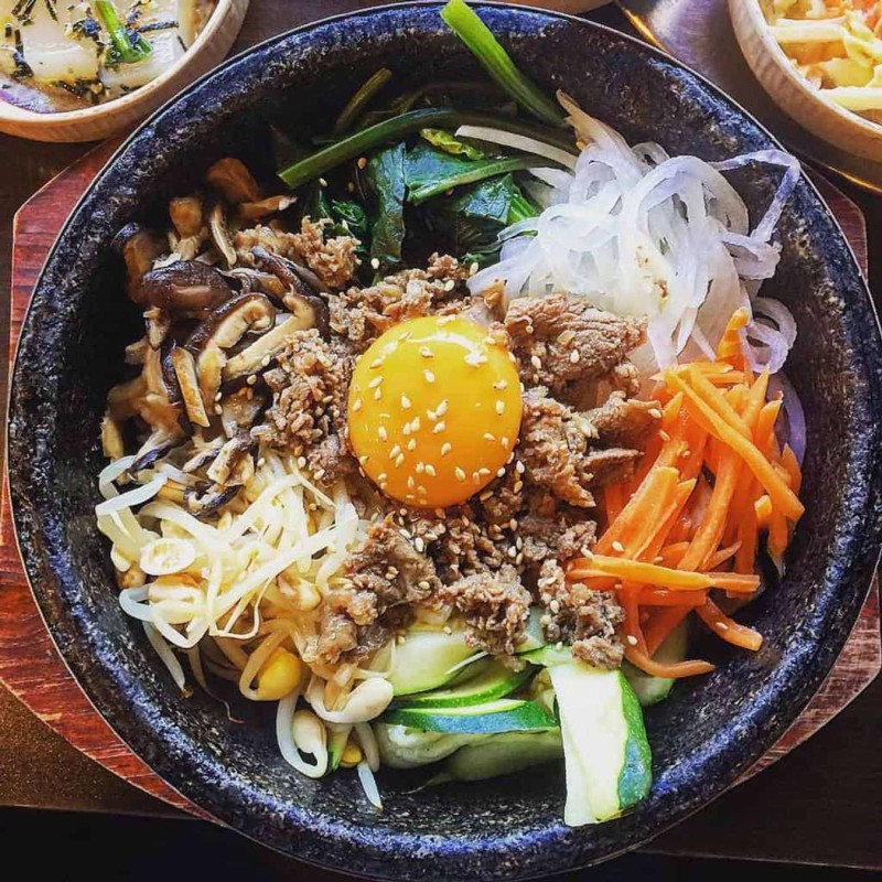 Cơm trộn bibimbap - món ngon Hàn Quốc phải thử