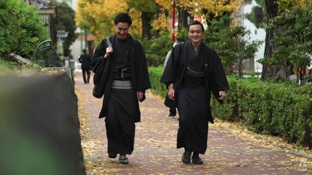 Cuộc Cách Tân Trong Giới Kimono Của Nam Hiện Đại