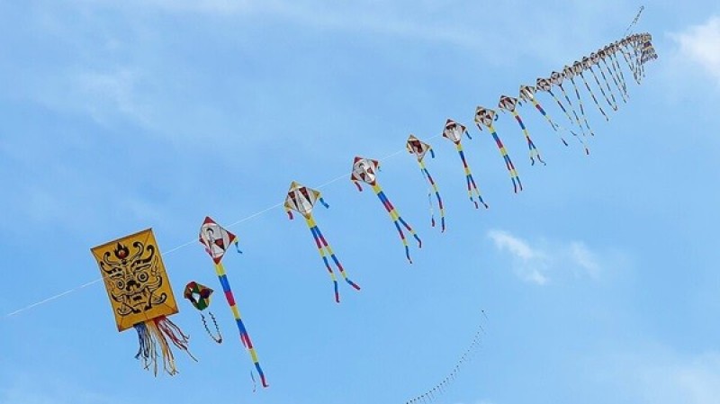 Yeonnalligi (연날리기) – Chơi thả diều