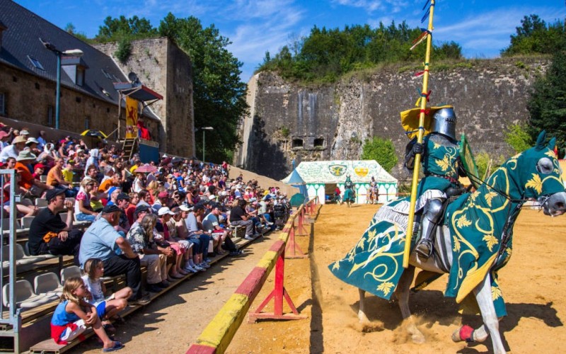 Lễ hội Trung cổ | Lễ hội Medieval de Sedan