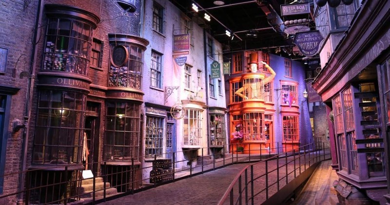 WARNER BROS. STUDIO TOUR LONDON – Thế giới Harry Potter
