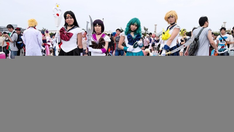 hoá trang thành thuỷ thủ mặt trăng. Trang phục có cho thuê tại shop BBCOSPLAY