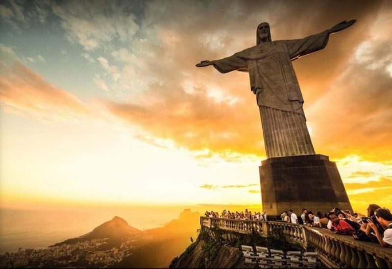 địa điểm du lịch Brazil-Tượng Chúa Cứu thế Cristo Redentor 