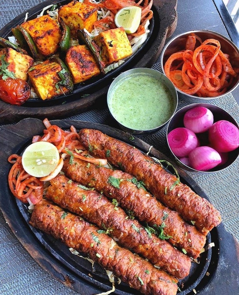 Mutton kebab - Thịt cừu xiên Mông Cổ
