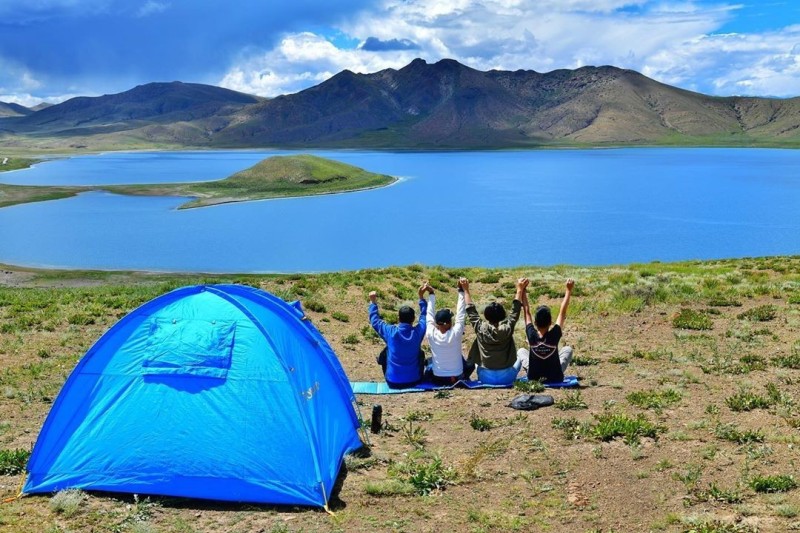 Nếu du khách có ý định leo núi Everest hoặc trekking nên chuẩn bị đầy đủ các vật dụng chuyên nghiệp