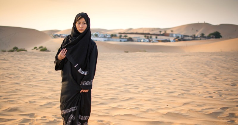 Trang Phục Truyền Thống Của UAE Dành Cho Nam Và Nữ