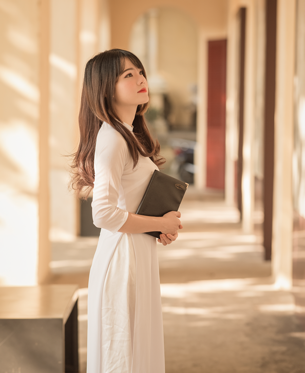 Áo Dài Học Sinh Là Gì? May Áo Dài Bằng Vải Gì Để Áo Đẹp Nhất
