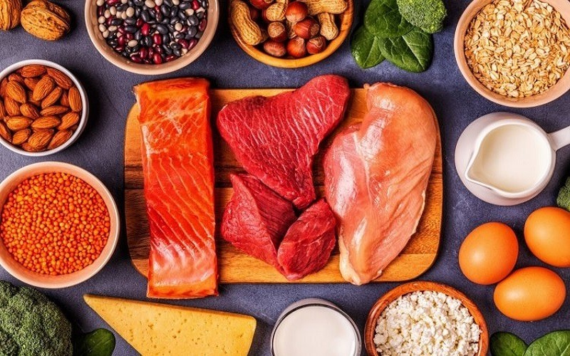 Ăn nhiều thực phẩm chứa protein giúp tăng cơ, giảm mỡ cánh tay