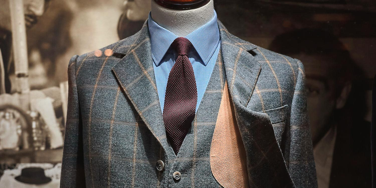Bespoke Là Gì? Các Khái Niệm Và Nét Đặc Trưng Của Bespoke