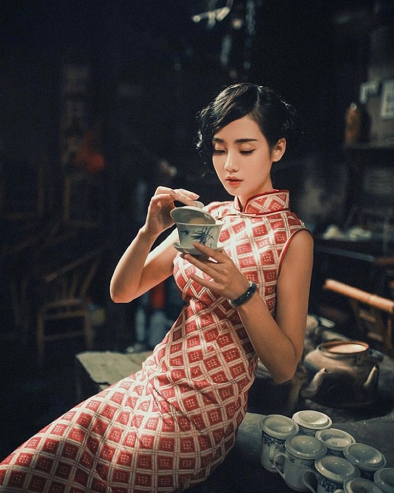 Kiểu tóc đẹp khiến nàng trộng hoàn hảo hơn khi mặc sườn xám