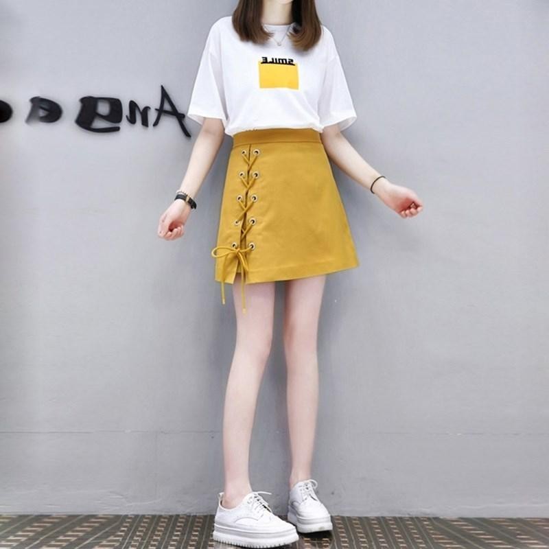 Áo thun form rộng cực xinh cùng chân váy chữ A