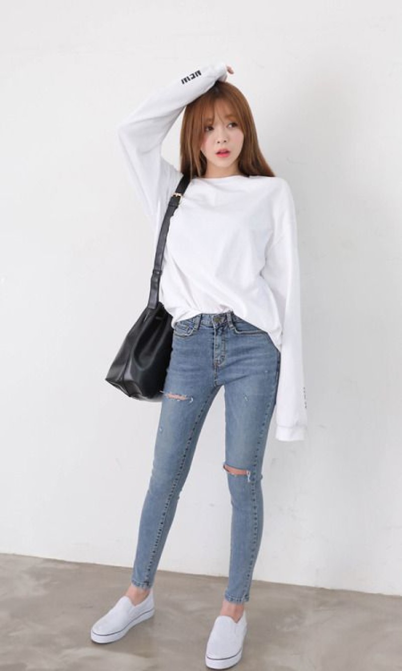Áo thu đông nữ form rộng và quần skinny