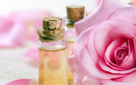 Cách Tự Làm Nước Hoa Hồng Đơn Giản Tiết Kiệm Ngay Tại Nhà