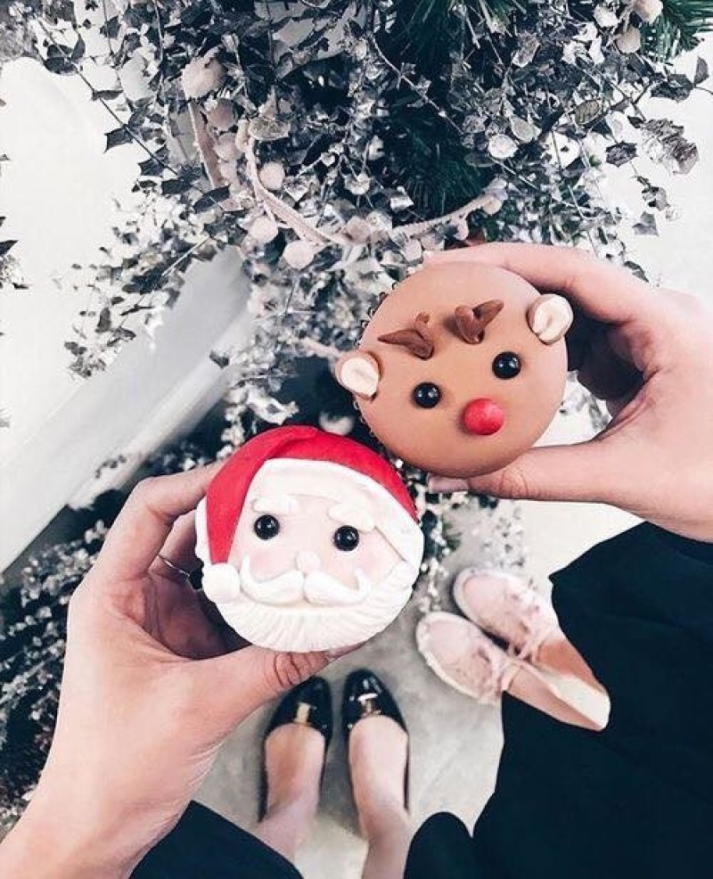 Những chiếc bánh không ai nỡ ăn.